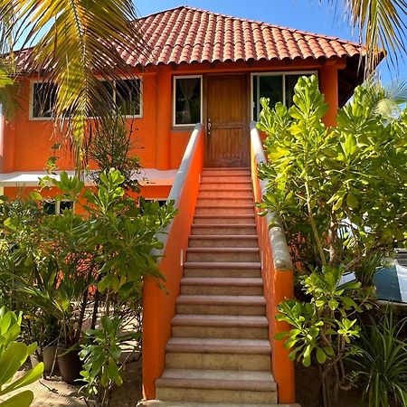 Bungalows Tree Tops - Adults Only Zihuatanejo Buitenkant foto