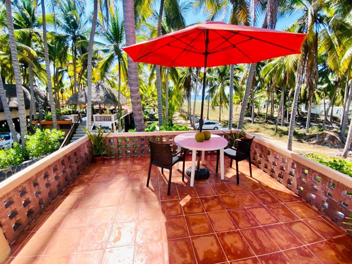 Bungalows Tree Tops - Adults Only Zihuatanejo Buitenkant foto