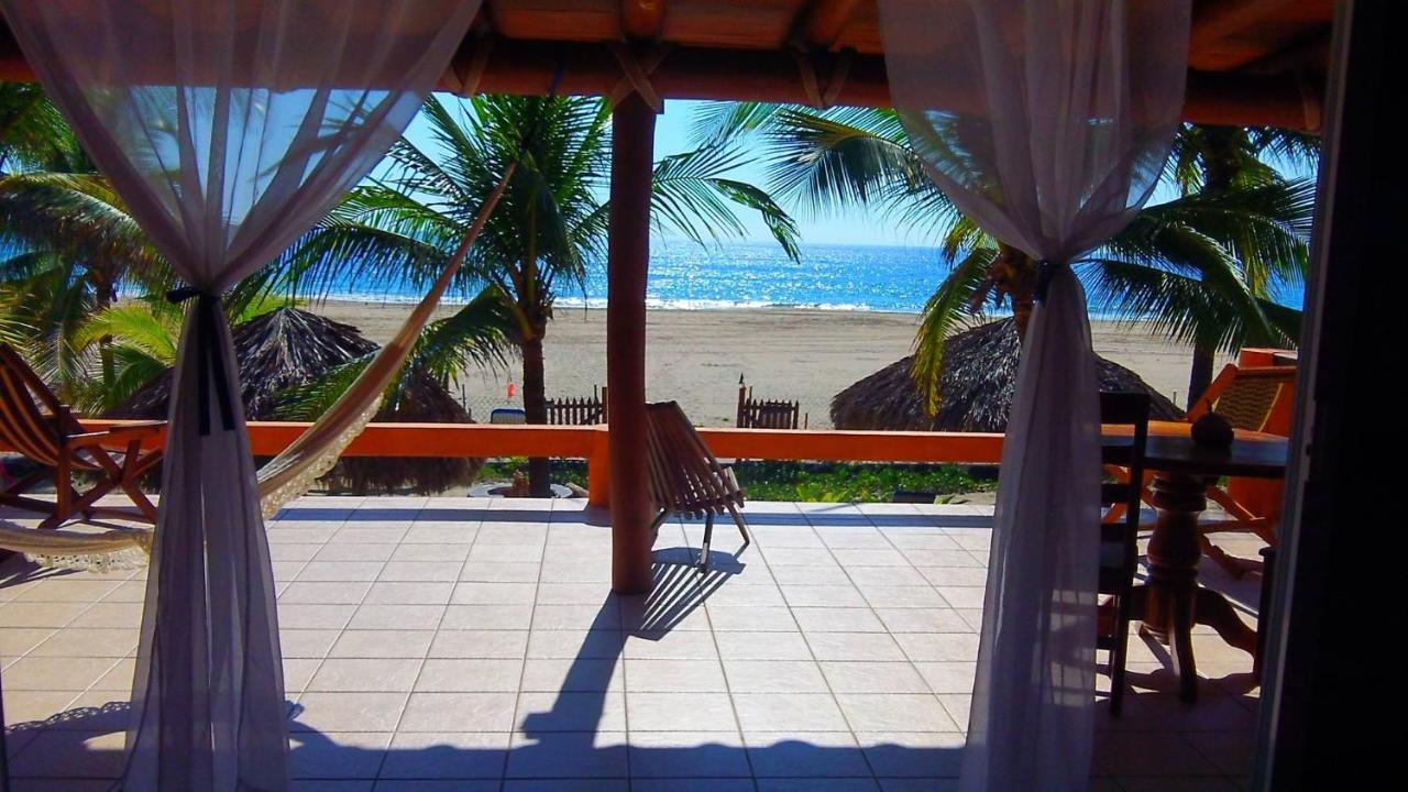 Bungalows Tree Tops - Adults Only Zihuatanejo Buitenkant foto