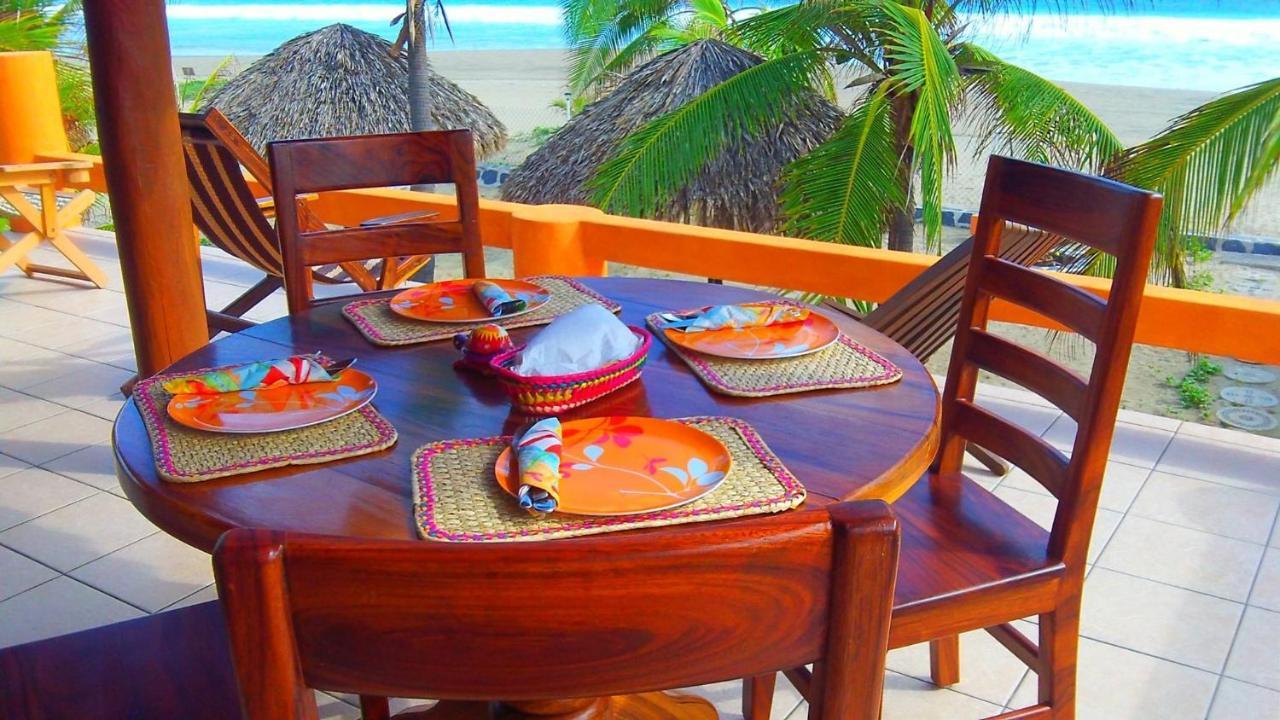 Bungalows Tree Tops - Adults Only Zihuatanejo Buitenkant foto