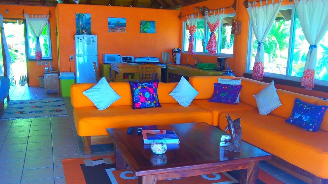 Bungalows Tree Tops - Adults Only Zihuatanejo Buitenkant foto