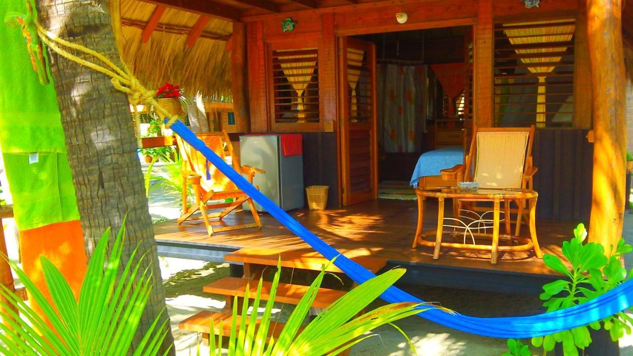 Bungalows Tree Tops - Adults Only Zihuatanejo Buitenkant foto